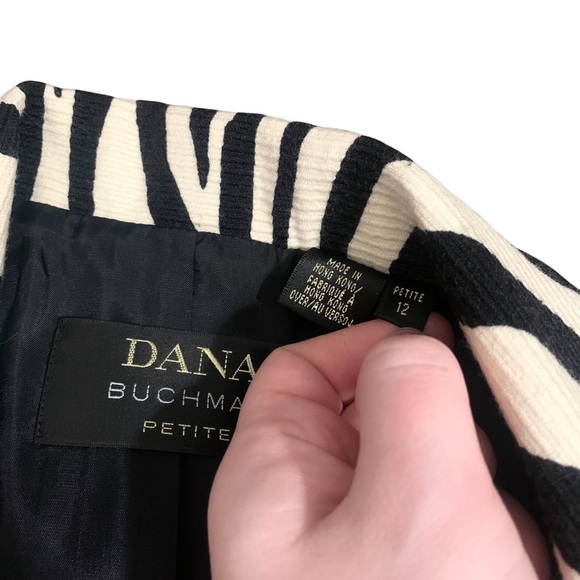 ❌SOLD❌ Dana Buchman Vintage 80s Zebra Print Blazer Shoulder Pads Long Button 12P - Picture 9 of 10